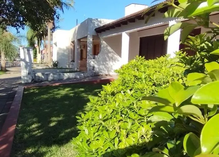 Jacaranda- Planta Baja- Casa O Deptos Con Parrilla En El Centro- Solo Con Sena