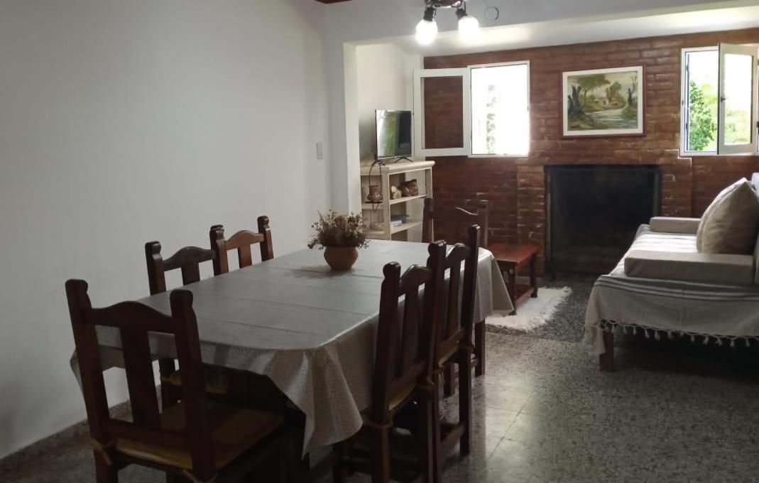 Jacaranda- Planta Baja- Casa O Deptos Con Parrilla En El Centro- Solo Con Sena Apartamento Federación