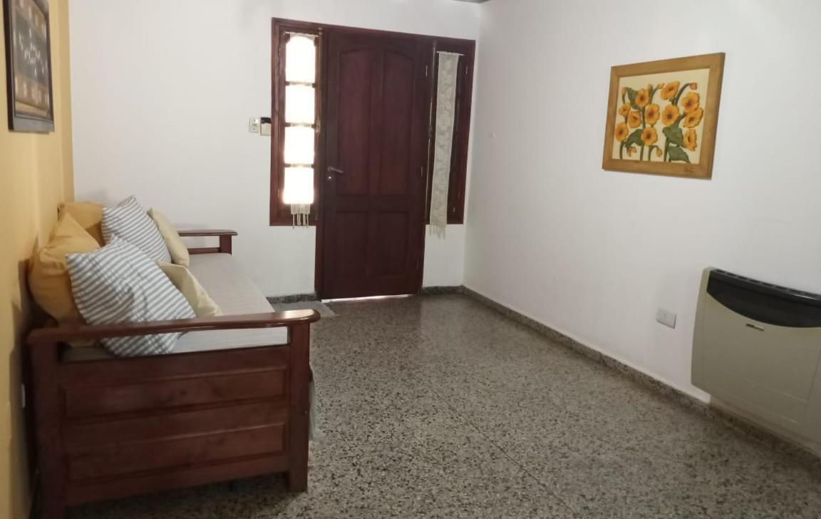 Apartamento Jacaranda- Planta Baja- Casa O Deptos Con Parrilla En El Centro- Solo Con Sena Federación